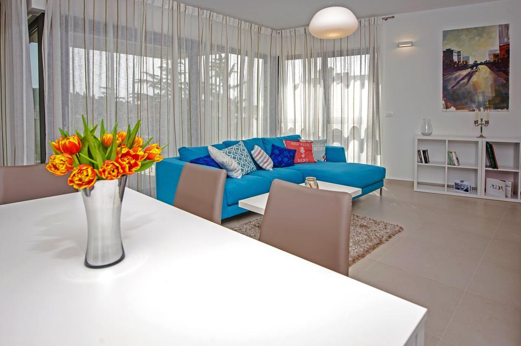 Sunset Luxury Apartment Ρόβινι Εξωτερικό φωτογραφία